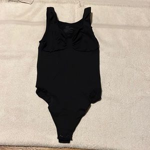 Skims Seamless Sculpt Scoop Neck Thong Bodysuit